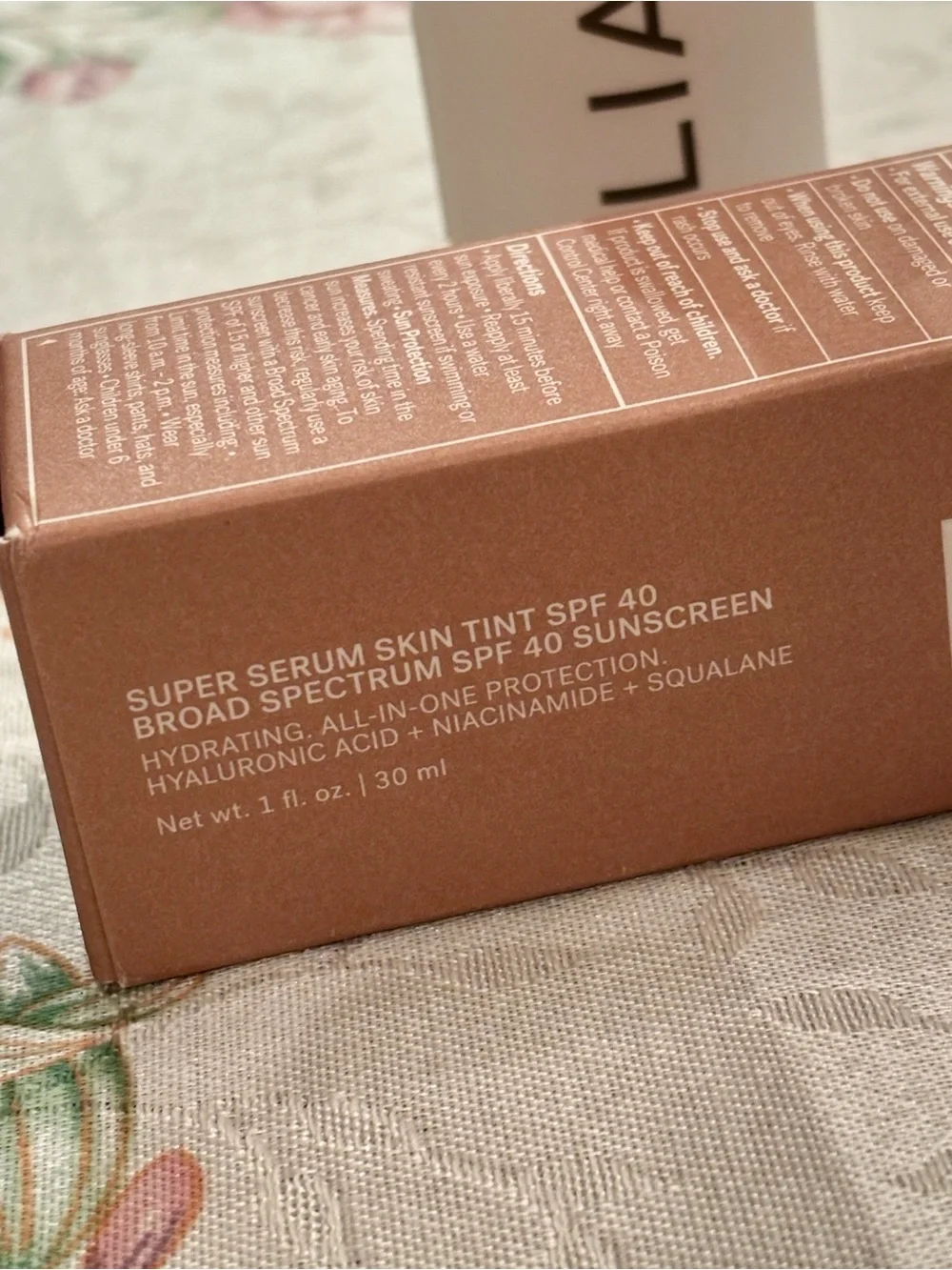 ILIA Super Serum Skin Tint SPF 40 Hydrating Foundation Diaz ST7 Neutral Vegan
